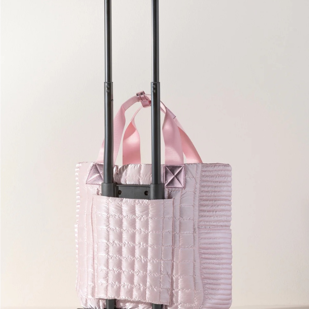 Shiraleah Rose Logan Roller Tote - Picture 5 of 5